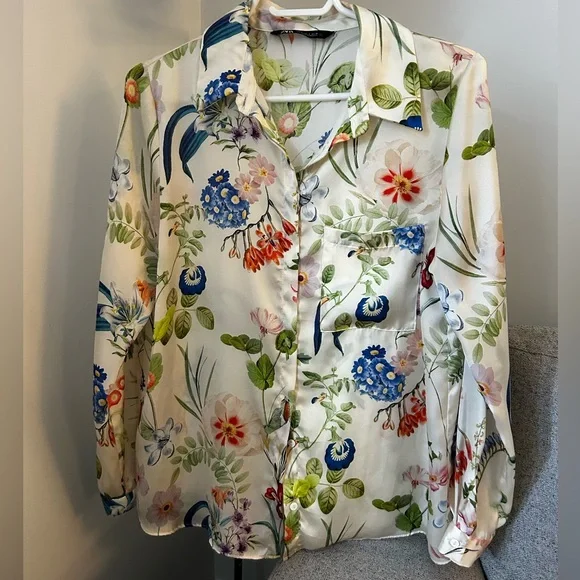 Zara Satin Floral Blouse - Picture 2 of 6